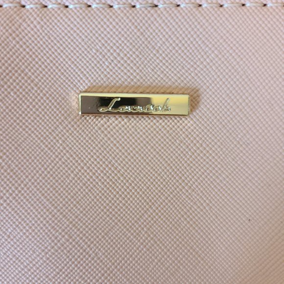 Pink Purse - Picture 6 of 6